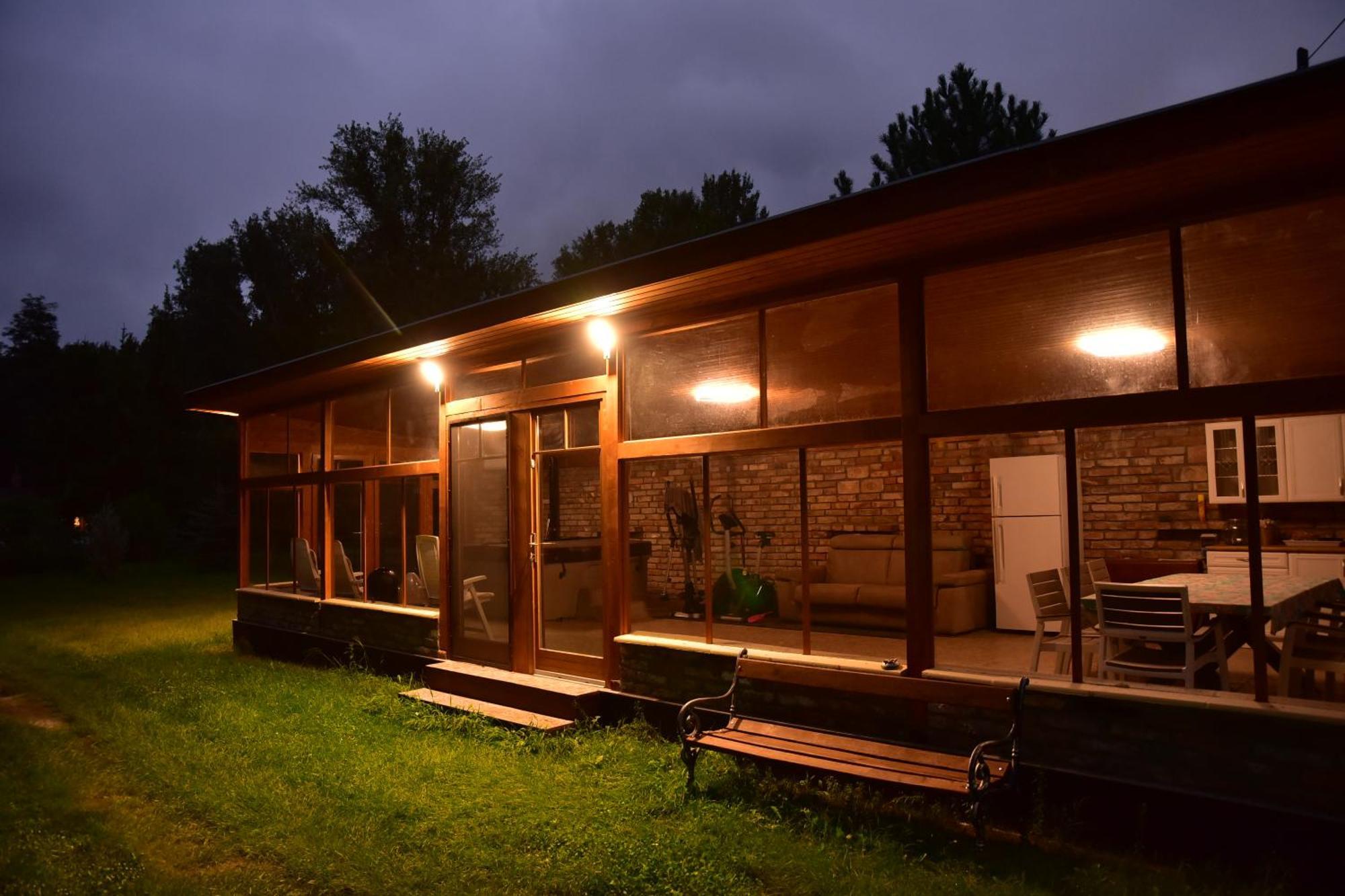 Ásotthalom Gyoember Tanyaヴィラ 部屋 写真