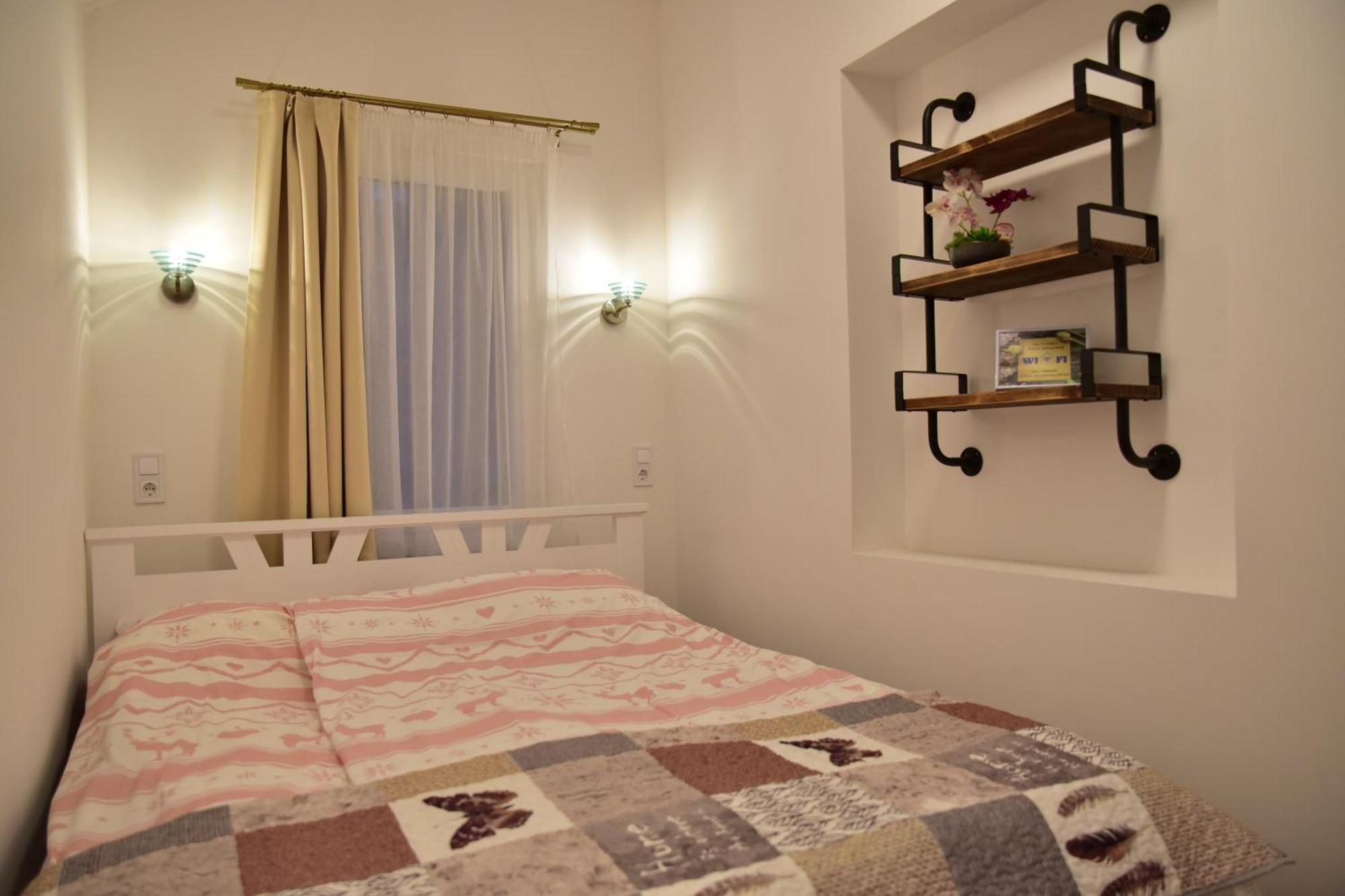 Ásotthalom Gyoember Tanyaヴィラ 部屋 写真