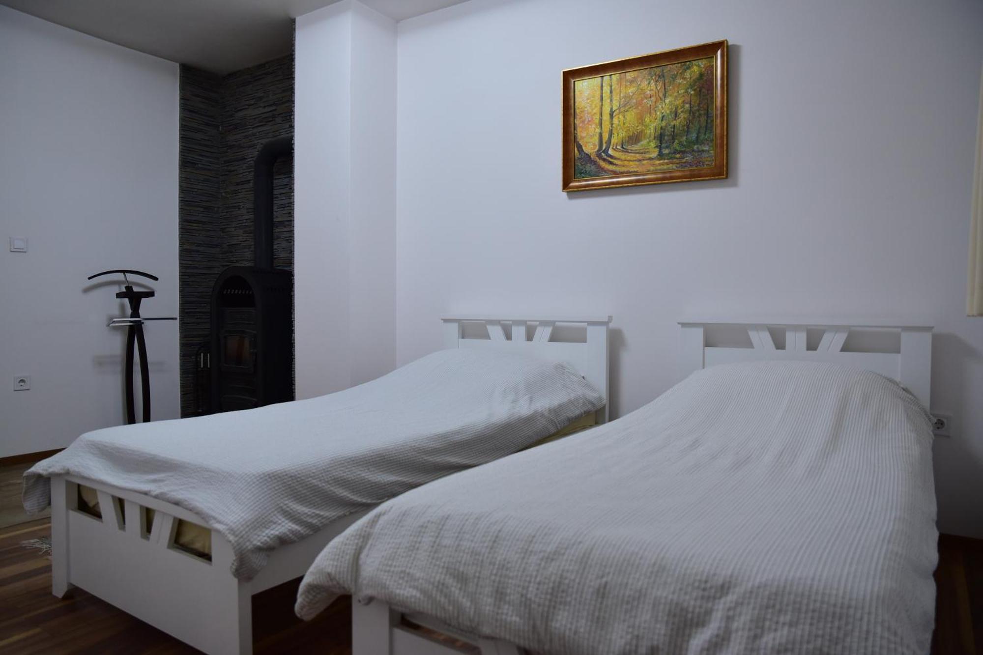 Ásotthalom Gyoember Tanyaヴィラ 部屋 写真